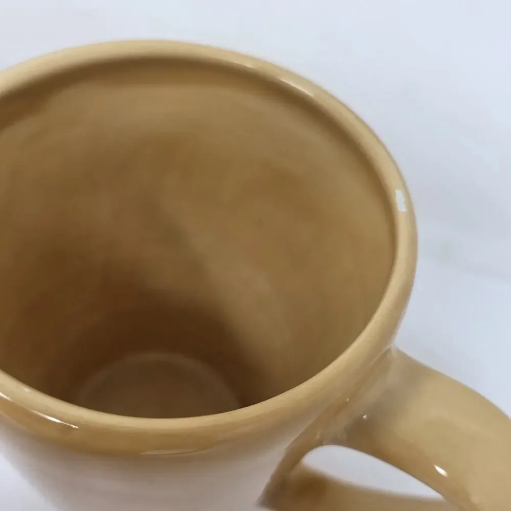 Pottery Barn Sausalito Amber Yellow Mug Made in China Set Of 4 **flaw